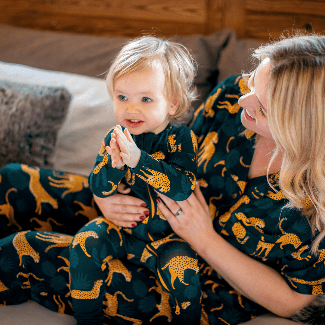 Cheetah Women's Pyjama Set - Zipster